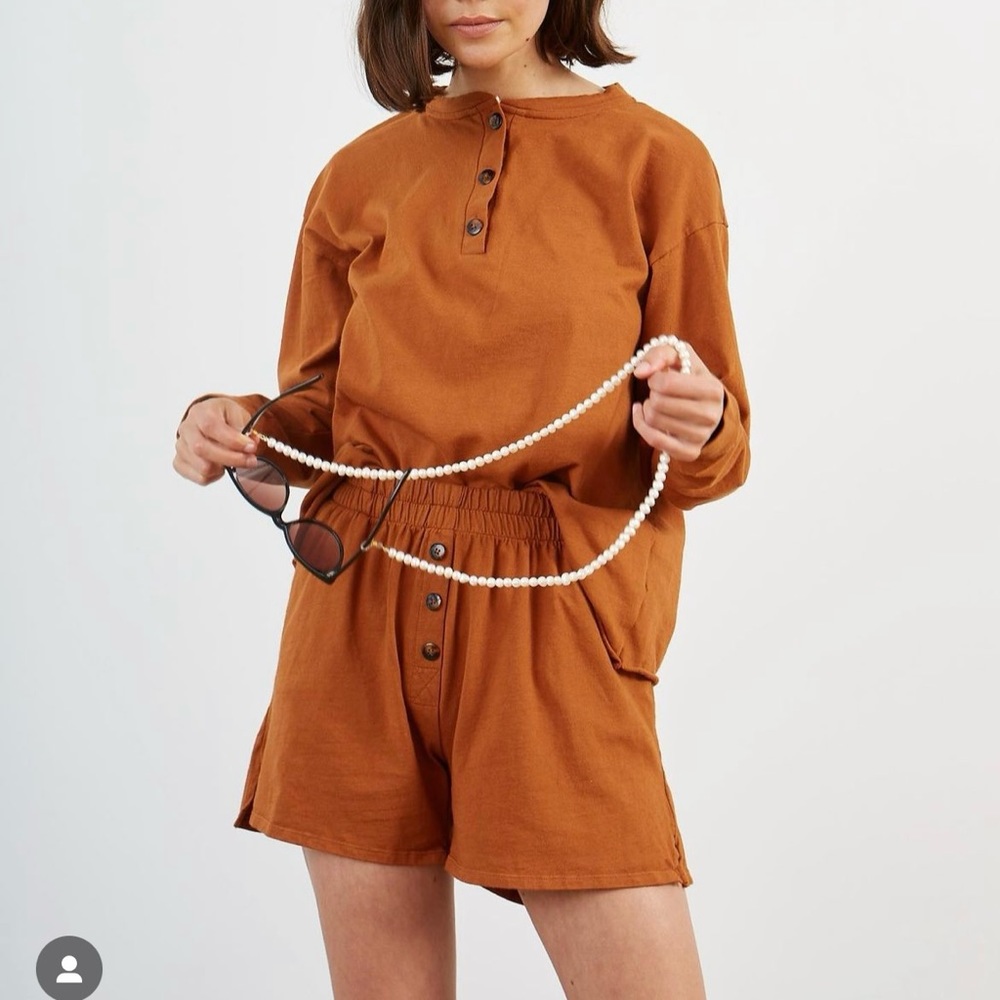 Donni Henley Set in Orange - L